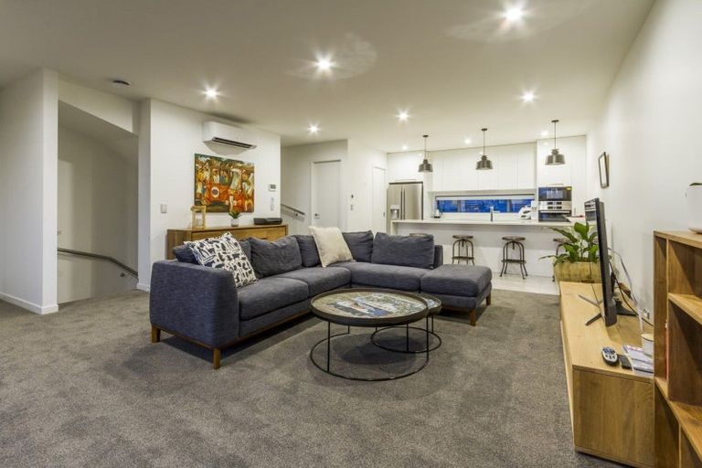 Photo of property in 13 Whakata Lane, Mairangi Bay, Auckland, 0630