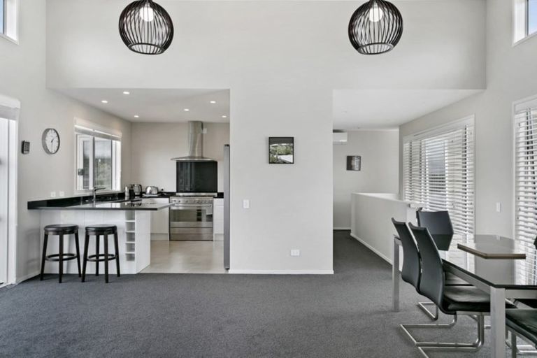 Photo of property in 3b Isobel Street, Acacia Bay, Taupo, 3330