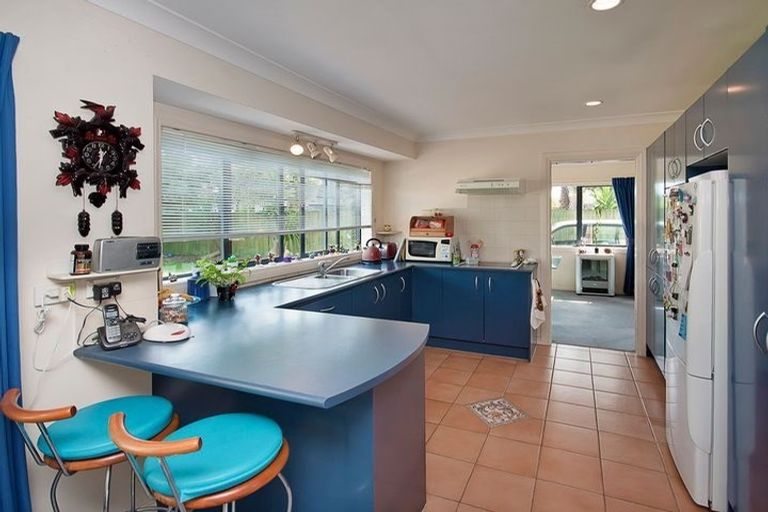 Photo of property in 20 Gransna Lane, East Tamaki, Auckland, 2013