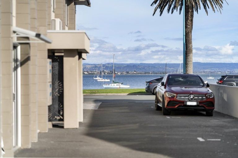 Photo of property in 2/21 The Mall, Mount Maunganui, 3116