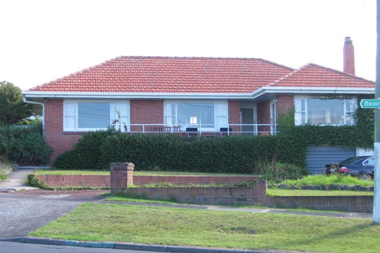 Photo of property in 322 Beach Road, Campbells Bay, Auckland, 0630