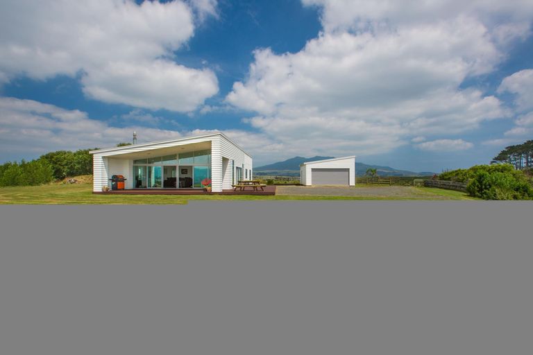 Photo of property in 573 Maungatawhiri Road, Raglan, 3295