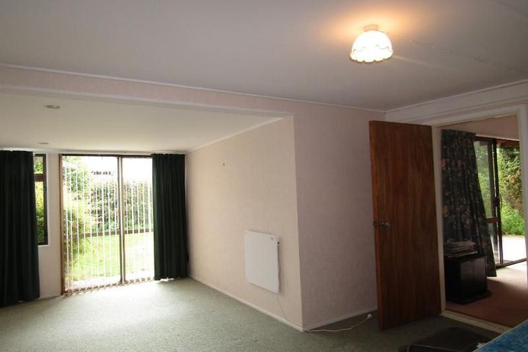 Photo of property in 1/10 Reeves Road, Acacia Bay, Taupo, 3330