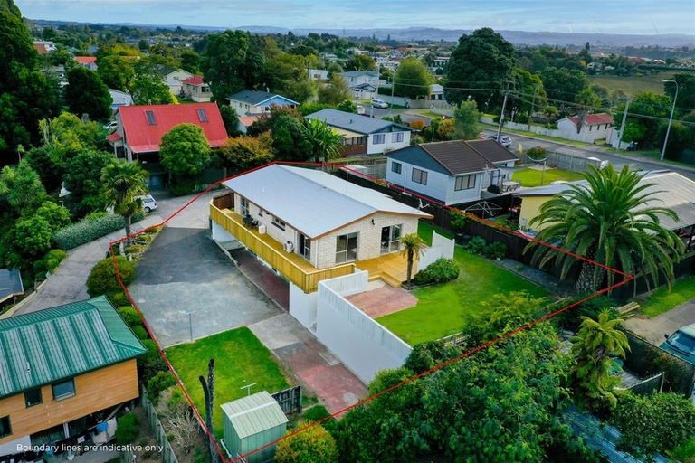 Photo of property in 124 Ohauiti Road, Hairini, Tauranga, 3112