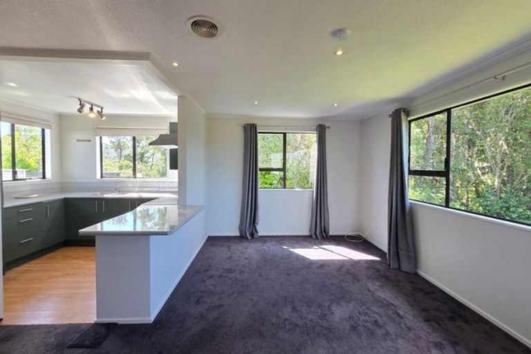 Photo of property in 3 Owaka Close, Kelson, Lower Hutt, 5010