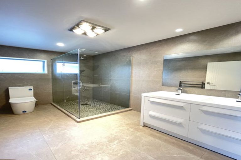 Photo of property in 26a Bruce Road, Glenfield, Auckland, 0629