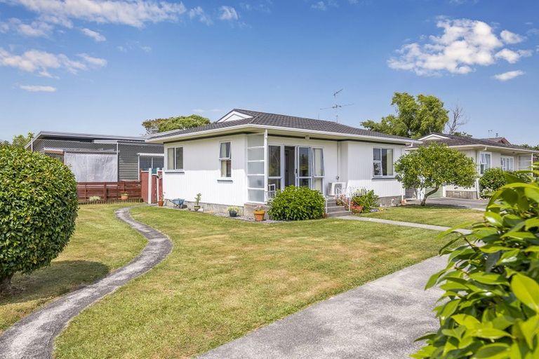 Photo of property in 20 Matai Street, Waikanae, 5036