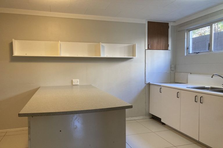 Photo of property in 75 Gossamer Drive, Pakuranga Heights, Auckland, 2010