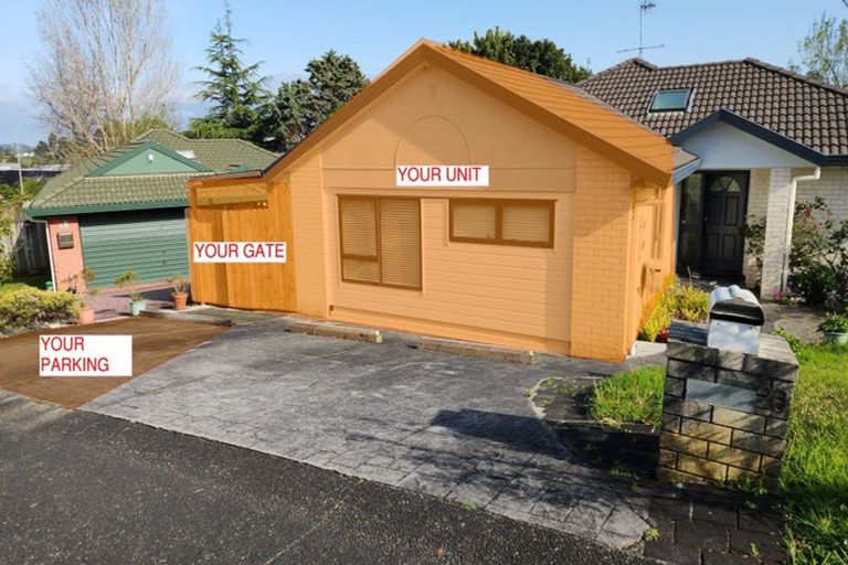 Photo of property in 20 Mercury Lane, Windsor Park, Auckland, 0632