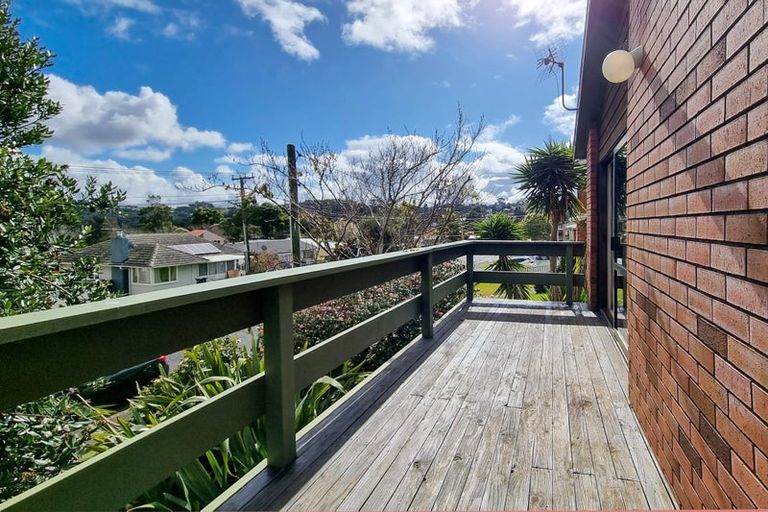 Photo of property in 1/11 Elliott Avenue, Bayview, Auckland, 0629