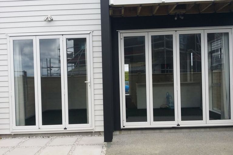 Photo of property in 3 Lockheed Street, Hobsonville, Auckland, 0618