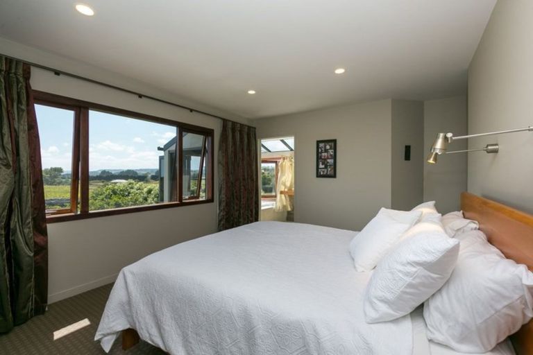 Photo of property in 91 Kaipikari Road, Urenui, 4375