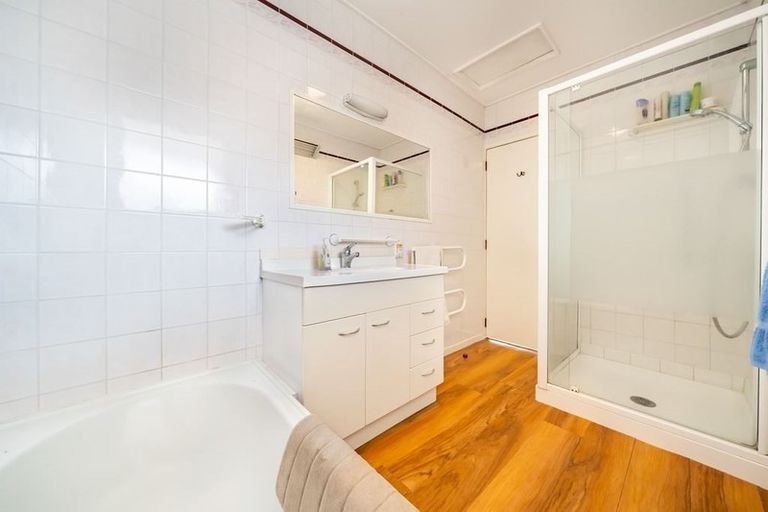 Photo of property in 6 Pencarrow Crescent, Wainuiomata, Lower Hutt, 5014