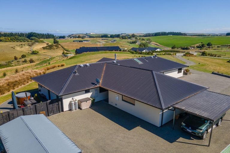 Photo of property in 25 Bradfield Road, Weston, Oamaru, 9491