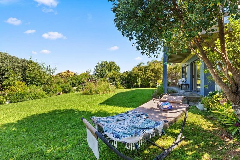 Photo of property in 267 Mahurangi East Road, Snells Beach, 0920