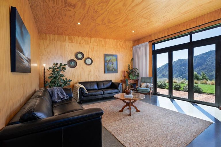 Photo of property in 1424 Queen Charlotte Drive, Linkwater, 7281