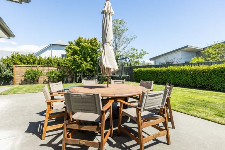 Photo of property in 7 Karoola Place, Havelock North, 4130