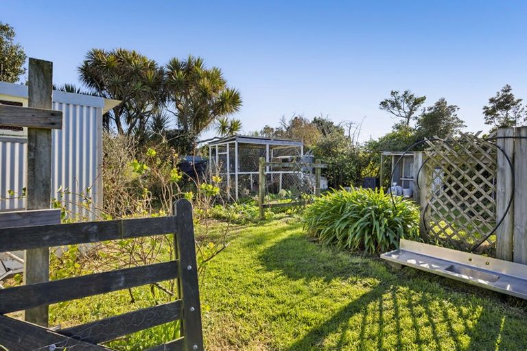 Photo of property in 2 Wilson Road, Opunake, 4616