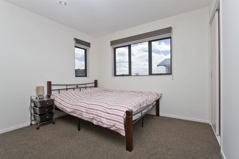 Photo of property in 3a Mcleod Road, Henderson, Auckland, 0612