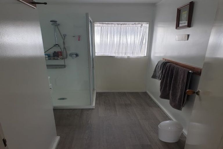 Photo of property in 1 Logan Street, Fairy Springs, Rotorua, 3015