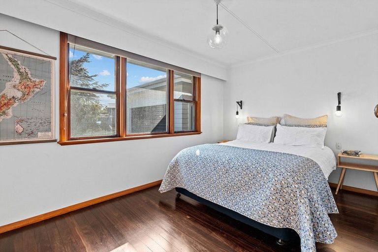 Photo of property in 12 Suez Street, Martinborough, 5711