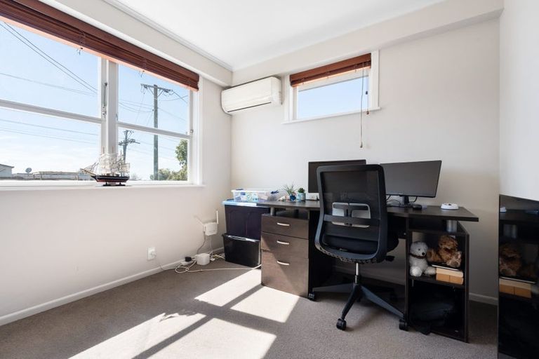 Photo of property in 11 Fordham Street, Beach Haven, Auckland, 0626