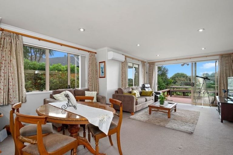 Photo of property in 56 Carrington Drive, Papamoa Beach, Papamoa, 3118