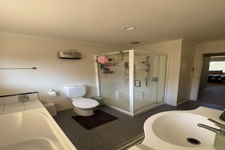 Photo of property in 70a Rimu Road, Raumati Beach, Paraparaumu, 5032