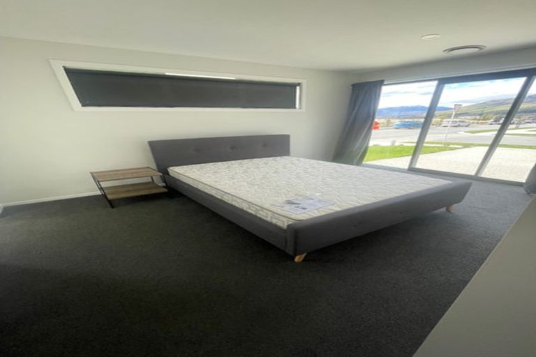 Photo of property in 69 Shepherd Road, Jacks Point, Queenstown, 9371