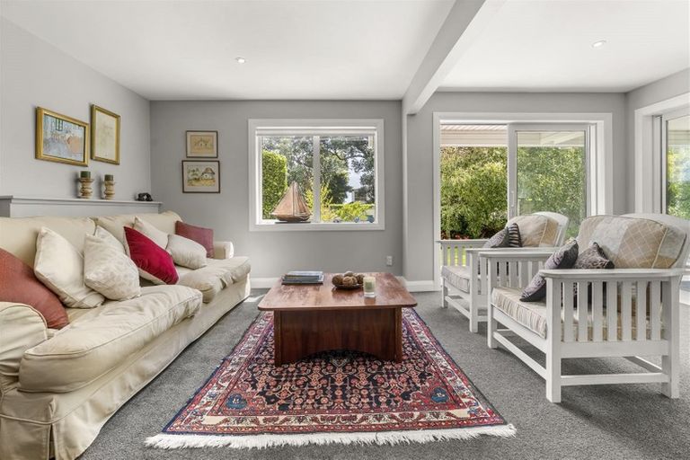 Photo of property in 1 Seacliffe Avenue, Belmont, Auckland, 0622