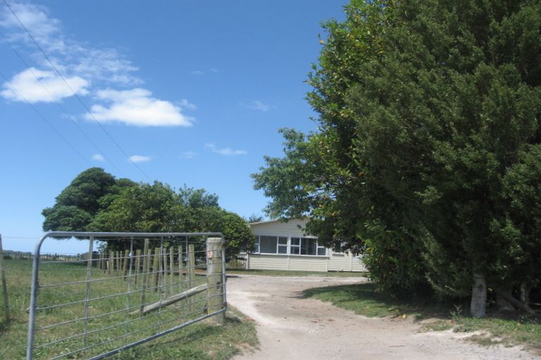 Photo of property in 195 Pukehina Station Road, Pukehina, Te Puke, 3186