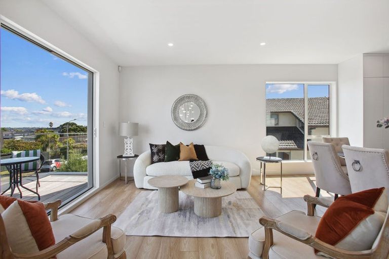 Photo of property in 39c Sorrel Crescent, Bucklands Beach, Auckland, 2012