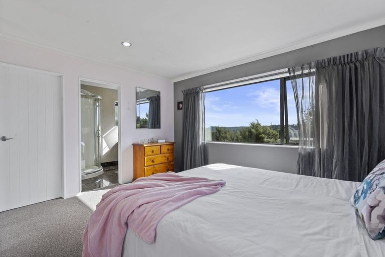 Photo of property in 422 Ridge Road, Coatesville, Albany, 0793