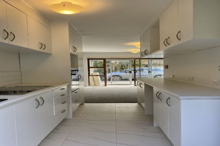 Photo of property in 2/767 Beach Road, Browns Bay, Auckland, 0630