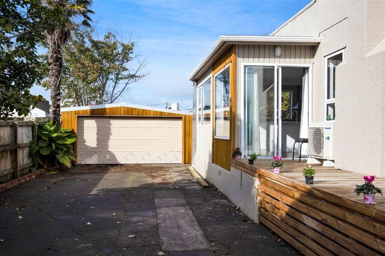 Photo of property in 58 Dixon Avenue, Hawera, 4610