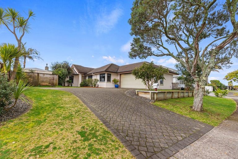 Photo of property in 25 Nautilus Drive, Papamoa Beach, Papamoa, 3118