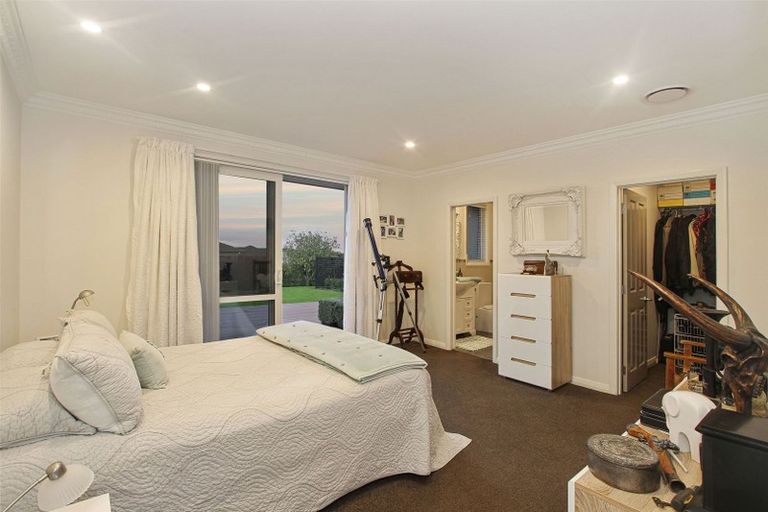 Photo of property in 11 Church View Road, Waiau Pa, Pukekohe, 2679