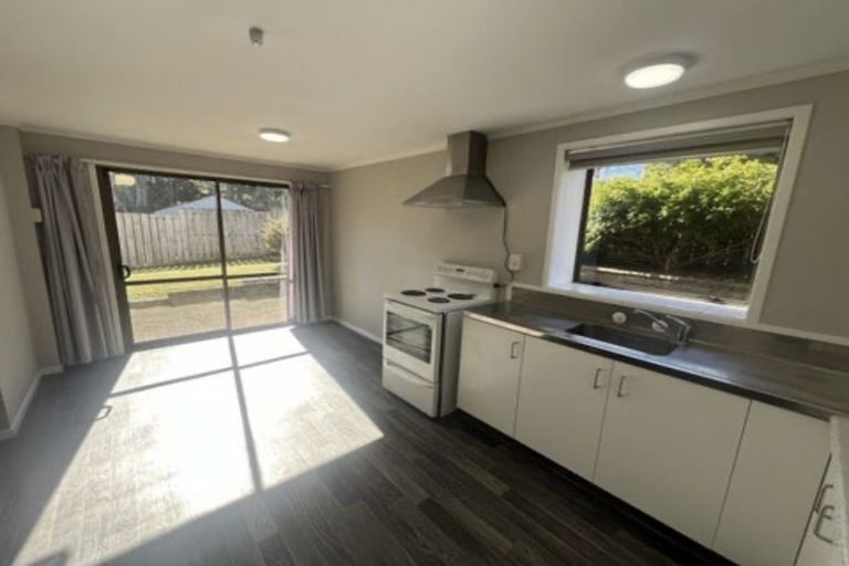 Photo of property in 18 Deodar Place, Totara Heights, Auckland, 2105