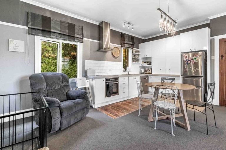 Photo of property in 17 Thomas Street, Gore, 9710