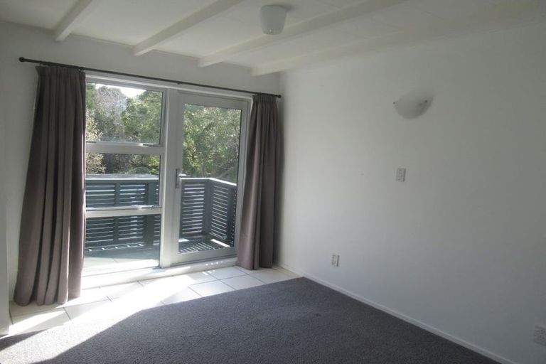 Photo of property in 13 Moa Road, Raumati Beach, Paraparaumu, 5032
