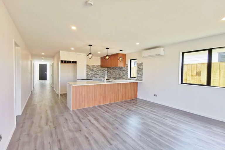 Photo of property in 17 Kahui Parade, Karaka, Papakura, 2113