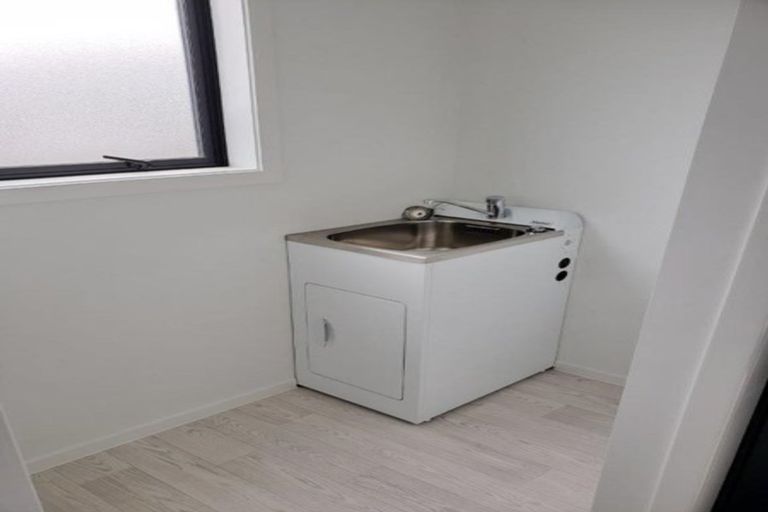 Photo of property in 1 Inverness Avenue, Hamilton East, Hamilton, 3216