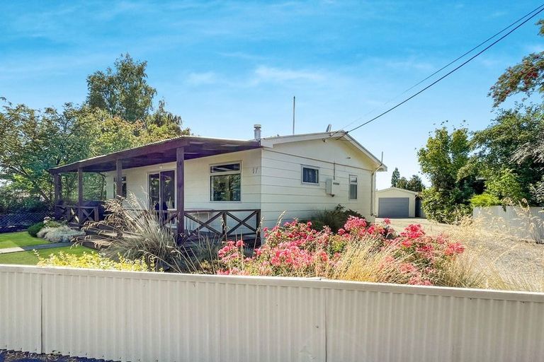 Photo of property in 17 Maryburn Road, Twizel, 7901