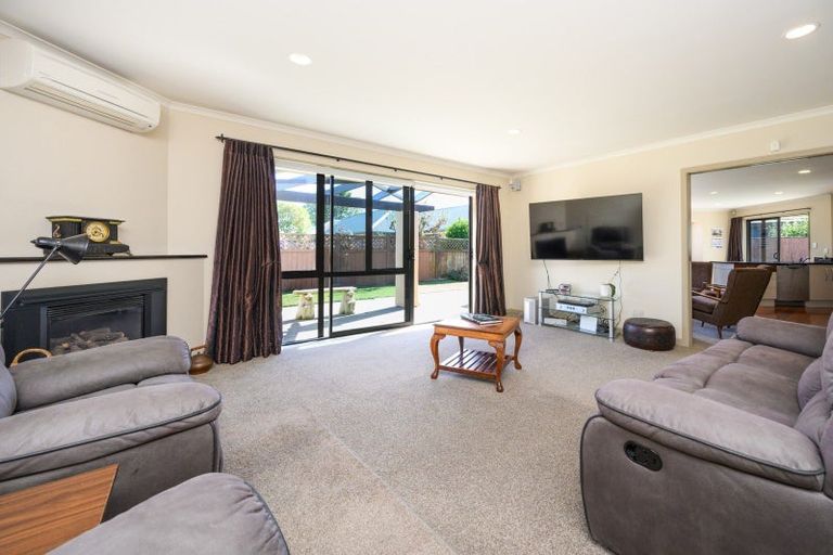 Photo of property in 48 Clearview Drive, Milson, Palmerston North, 4414