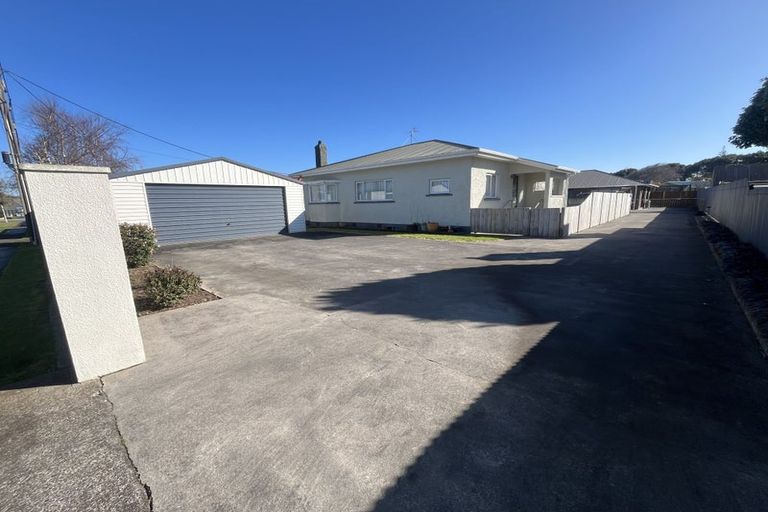 Photo of property in 75 Dixon Avenue, Hawera, 4610