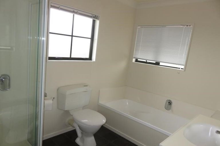 Photo of property in 22 Waverton Terrace, Churton Park, Wellington, 6037