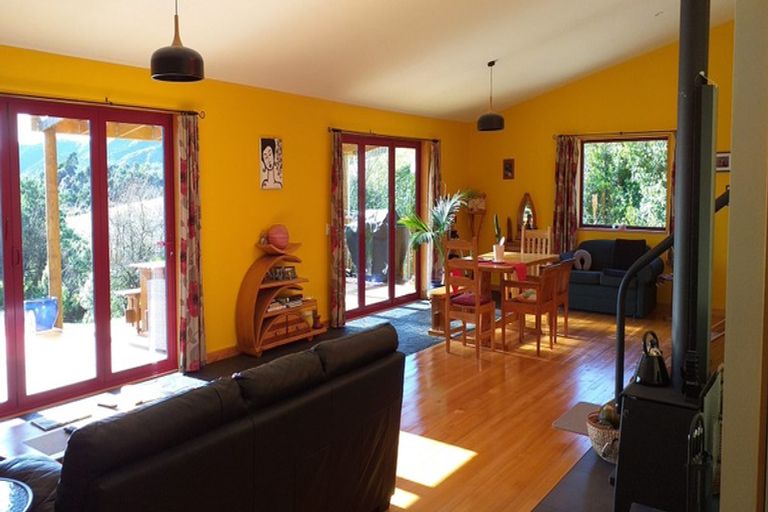 Photo of property in 69 Matenga Road, Ligar Bay, Takaka, 7183