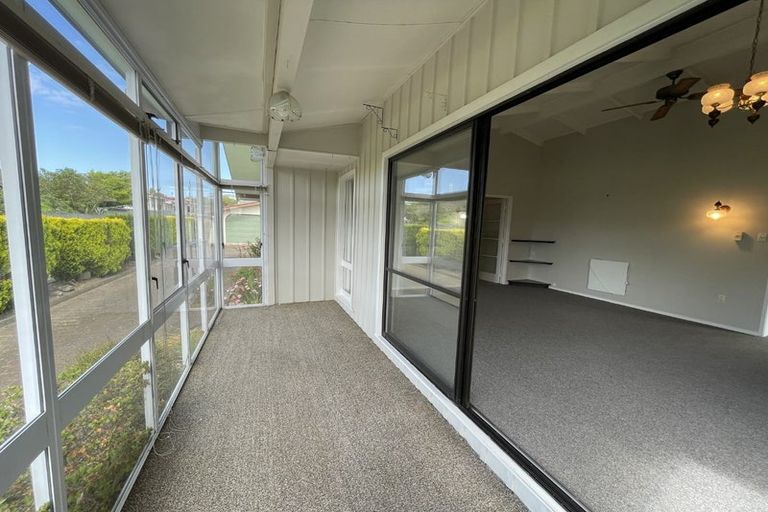 Photo of property in 50 Napier Road, Havelock North, 4130