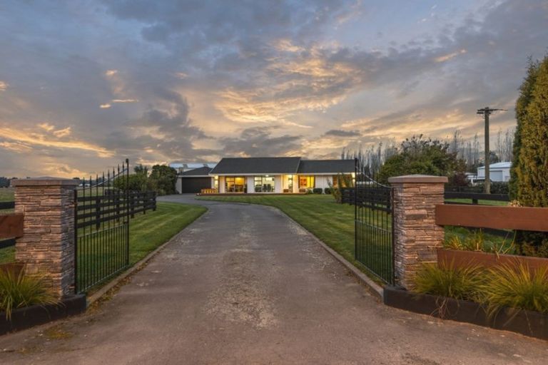 Photo of property in 694 Marshland Road, Ouruhia, Christchurch, 8083