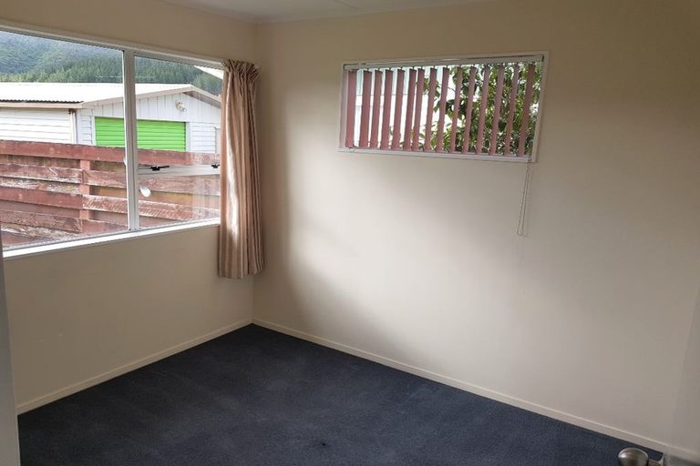 Photo of property in 10 Twickenham Street, Wainuiomata, Lower Hutt, 5014